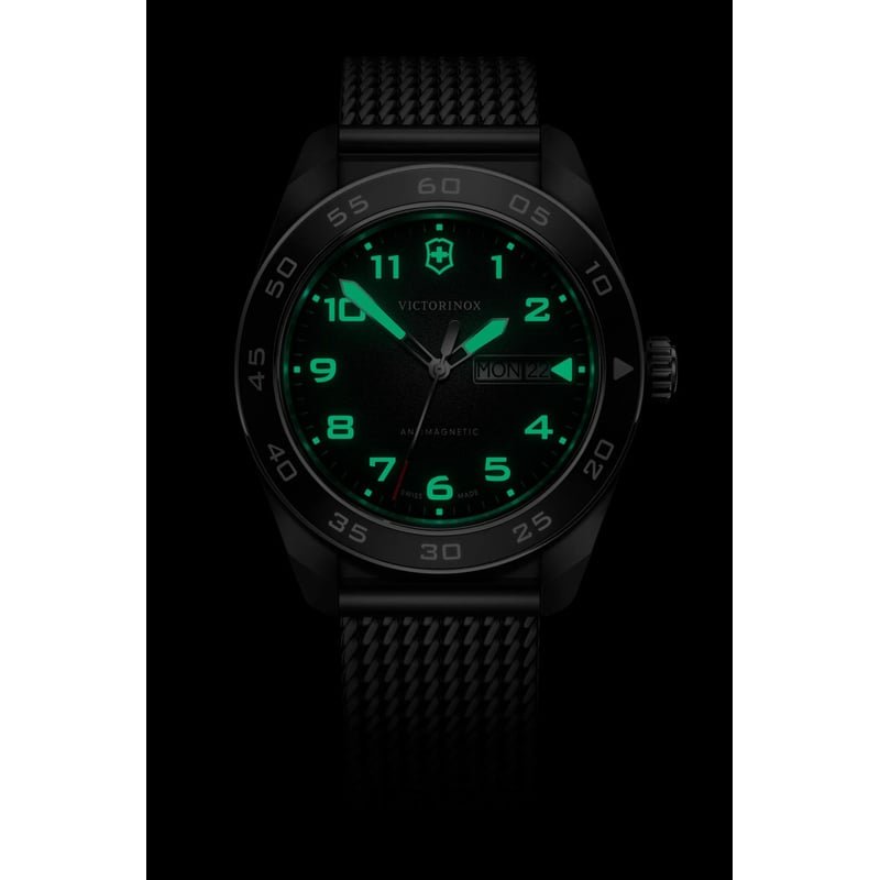 Victorinox Swiss Army Quartz – Swiss Army Quartz